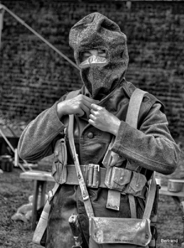 A.Passchendaele themaw. (32)